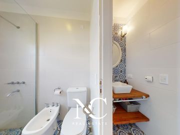Casa en venta en Costa Esmeralda con cochera