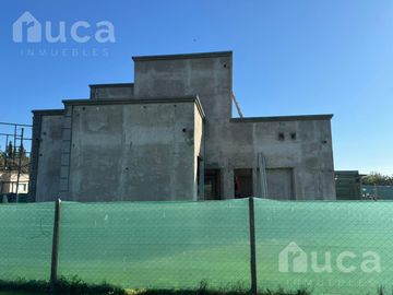 Casa a estrenar en San Matias a la laguna