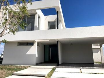 Casa - Ingeniero Maschwitz