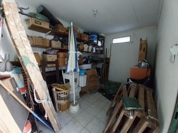 Casa en  venta 3D. en Pje Lujones 1ra cuadra. alt Av Mate de Luna 4000