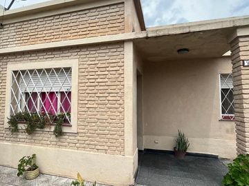 Casa - Claypole
