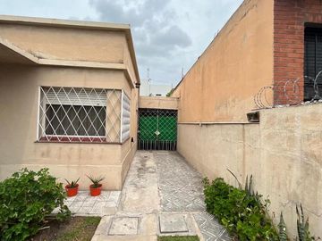 Casa - Claypole