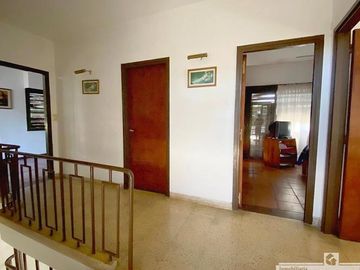 Casa Quinta 5 amb  con pileta y parque a minutos de la estacion de Moreno.