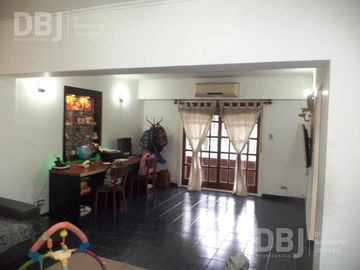 VENTA DE PH 3 AMBIENTES EN LOMAS DEL MIRADOR