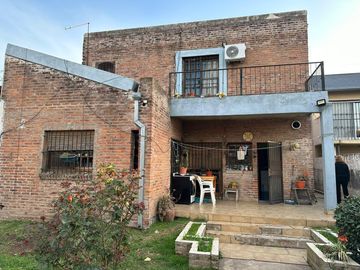 Amplia casa en Boulogne