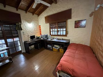 Amplia casa en Boulogne