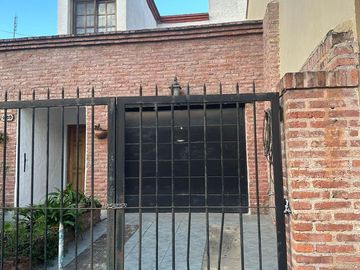Amplia casa en Boulogne