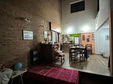 Amplia casa en Boulogne