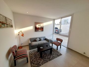 PH en venta en condominio- Ituzaingó