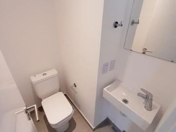PH en venta en condominio- Ituzaingó