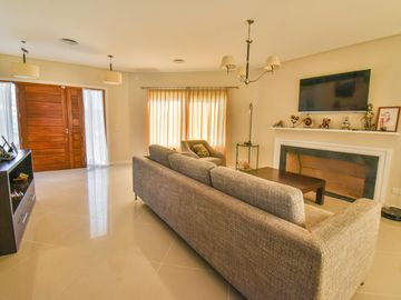 VENTA, CASA, GREENVILLE, VILLA 3