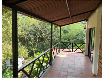 Espectacular casa campestre amoblada,  vía a minca