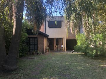 CASA  VENTA CASTELAR