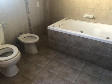 CASA  VENTA CASTELAR