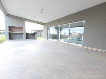 Casa - Escobar - En Venta - El Canton Puerto - PG - Interno (actualmente alquilada)