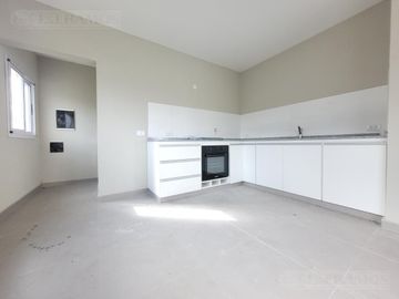 Casa - Escobar - En Venta - El Canton Puerto - PG - Interno (actualmente alquilada)