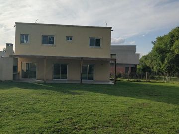 Casa en Santa Guadalupe