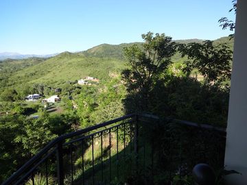 Casa venta - 5 dormitorios 6 baños - 11500mts2 totales  - Club de Campo Altos de San Lorenzo