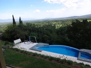 Casa venta - 5 dormitorios 6 baños - 11500mts2 totales  - Club de Campo Altos de San Lorenzo
