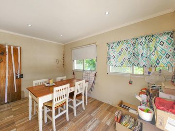 Casa de 3 dormitorios con pileta de oportunidad