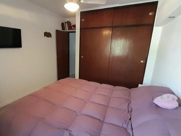 CARAPACHAY -IMPECABLE DÚPLEX DE 4 AMB CON COCHERA Y JARDÍN!!