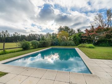 Casa en Mayling con Vista a Cancha de Polo