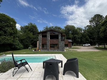 venta casa Villa General Belgrano 4 dormitorios