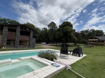 venta casa Villa General Belgrano 4 dormitorios