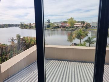 VENTA Casa en SAN ISIDRO LABRADOR A LA LAGUNA Villanueva
