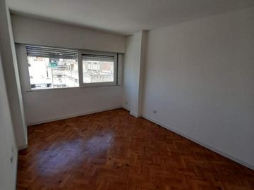VENTA HERMOSO DEPTO DE 3 DORM - CENTRO