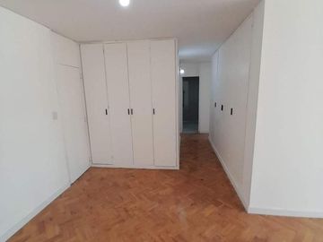 VENTA HERMOSO DEPTO DE 3 DORM - CENTRO