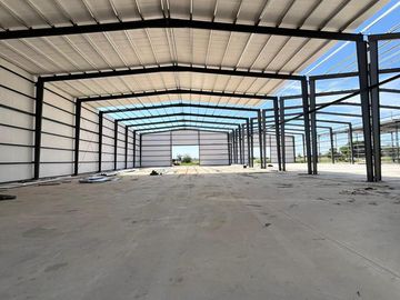 NAVE INDUSTRIAL EN POLO 52 - PARQUE INDUSTRIAL - ALQUILER