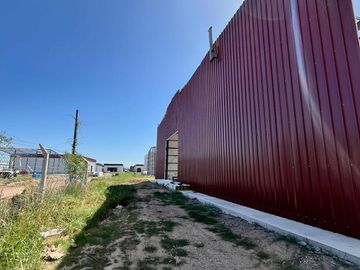 NAVE INDUSTRIAL EN POLO 52 - PARQUE INDUSTRIAL - ALQUILER