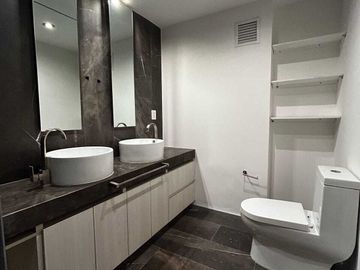 CC ¡BAJA DE PRECIO! Departamento en Venta, Juriquilla, Qro.: Espacios de Lujo