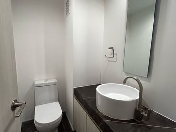 CC ¡BAJA DE PRECIO! Departamento en Venta, Juriquilla, Qro.: Espacios de Lujo