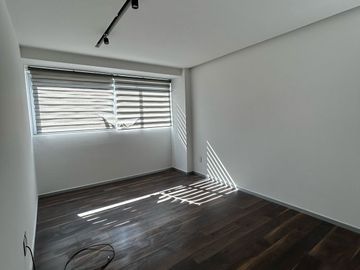 CC ¡BAJA DE PRECIO! Departamento en Venta, Juriquilla, Qro.: Espacios de Lujo