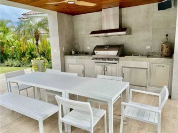 APARTAMENTO AMOBLADO 4 RECAMARAS EN BIJAO BEACH CLUB