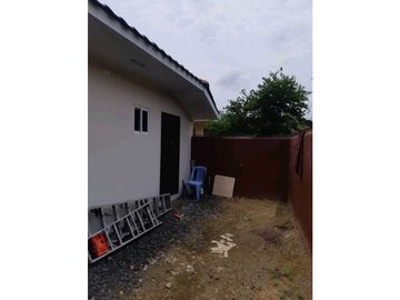 VENDO CASA EN COUNTRY VILLAGE LA VILLA DE LOS SANTOS