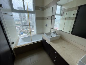 Apartamento en venta Ph Country Club REMATE BANCARIO