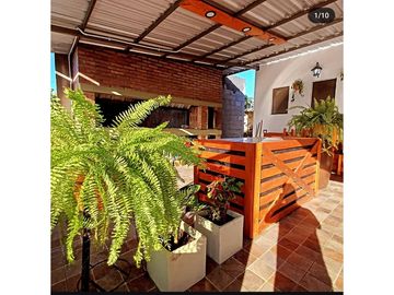OPORTUNIDAD DE INVERSION Departamento y Parrilla