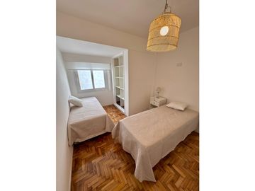 VENTA  4 ambientes a la calle con balcón terraza y vista  al mar