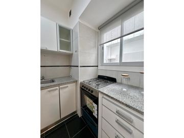 VENTA  4 ambientes a la calle con balcón terraza y vista  al mar