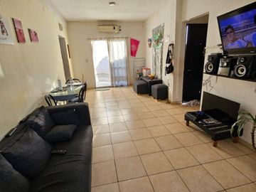 Departamento Tipo Casa en venta en Lanus Oeste