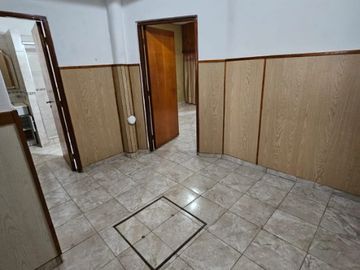 Departamento Tipo Casa en venta en Lanus Oeste