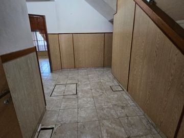 Departamento Tipo Casa en venta en Lanus Oeste