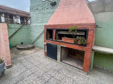 Casa PH en venta en Moron Sur