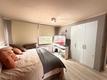 Casa en venta en LA REINA