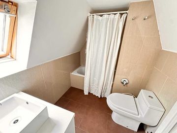 Casa en venta en LA REINA