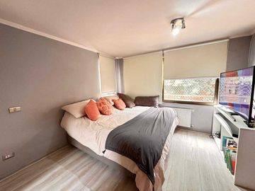 Casa en venta en LA REINA