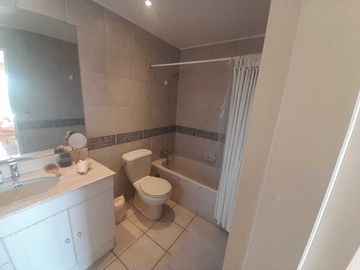 Casa en venta en LA REINA